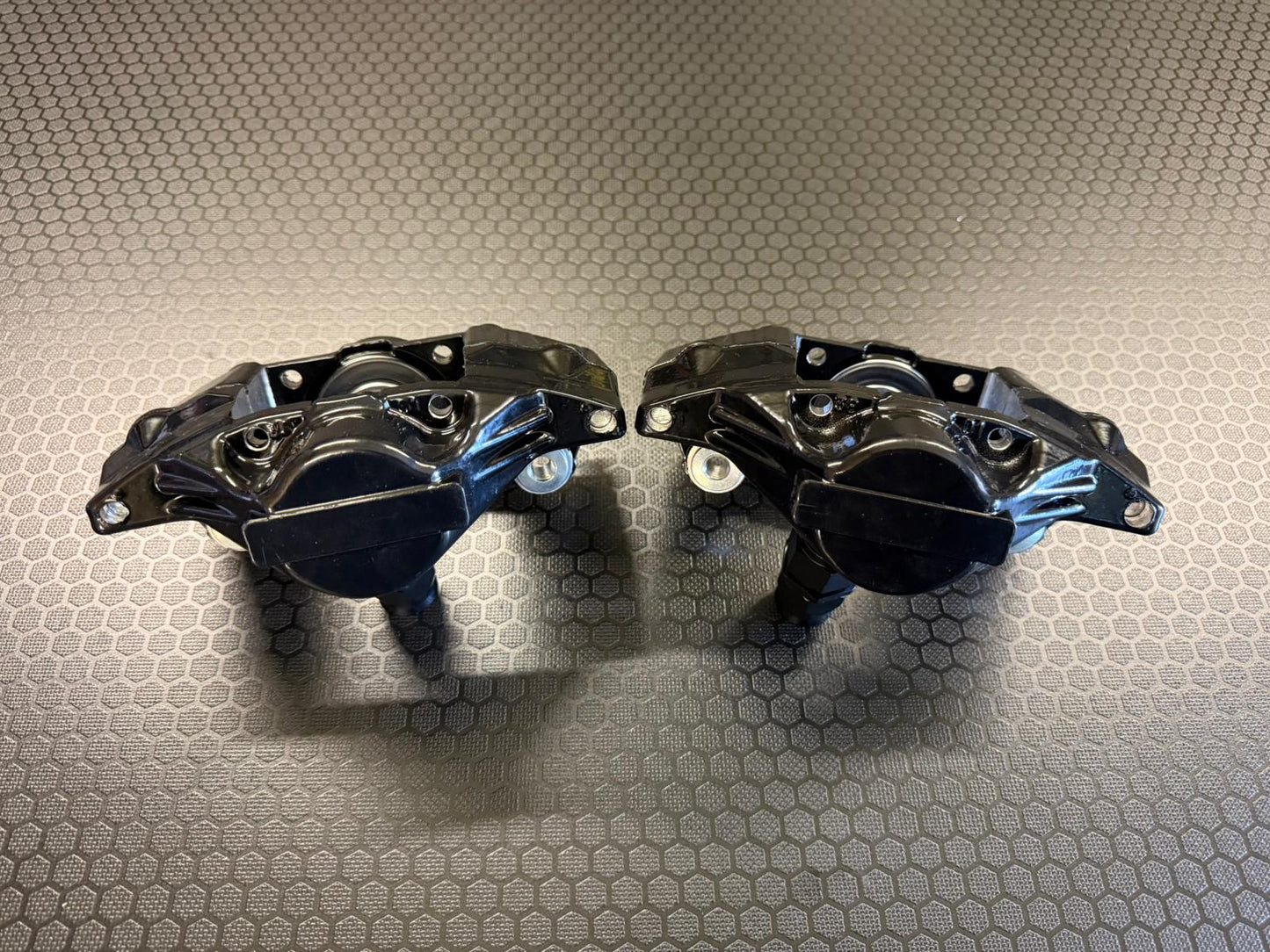 New Subaru WRX 2  piston rear calipers
